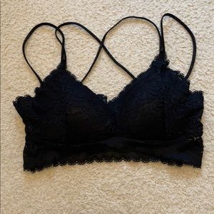 ❌SOLD❌ NEW Black Lace Padded Bralette